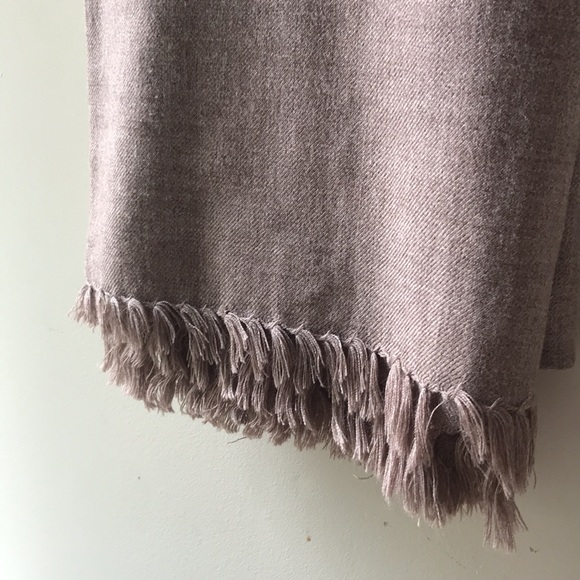 Wool shawl - Picture 2 of 6